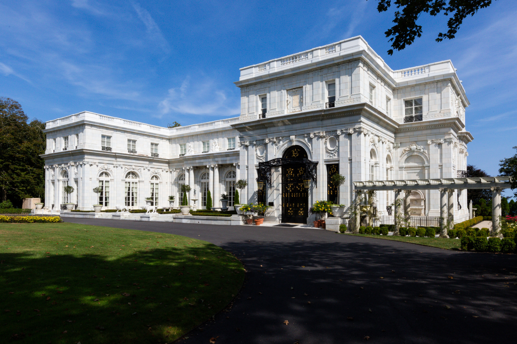 Rosecliff Mansion