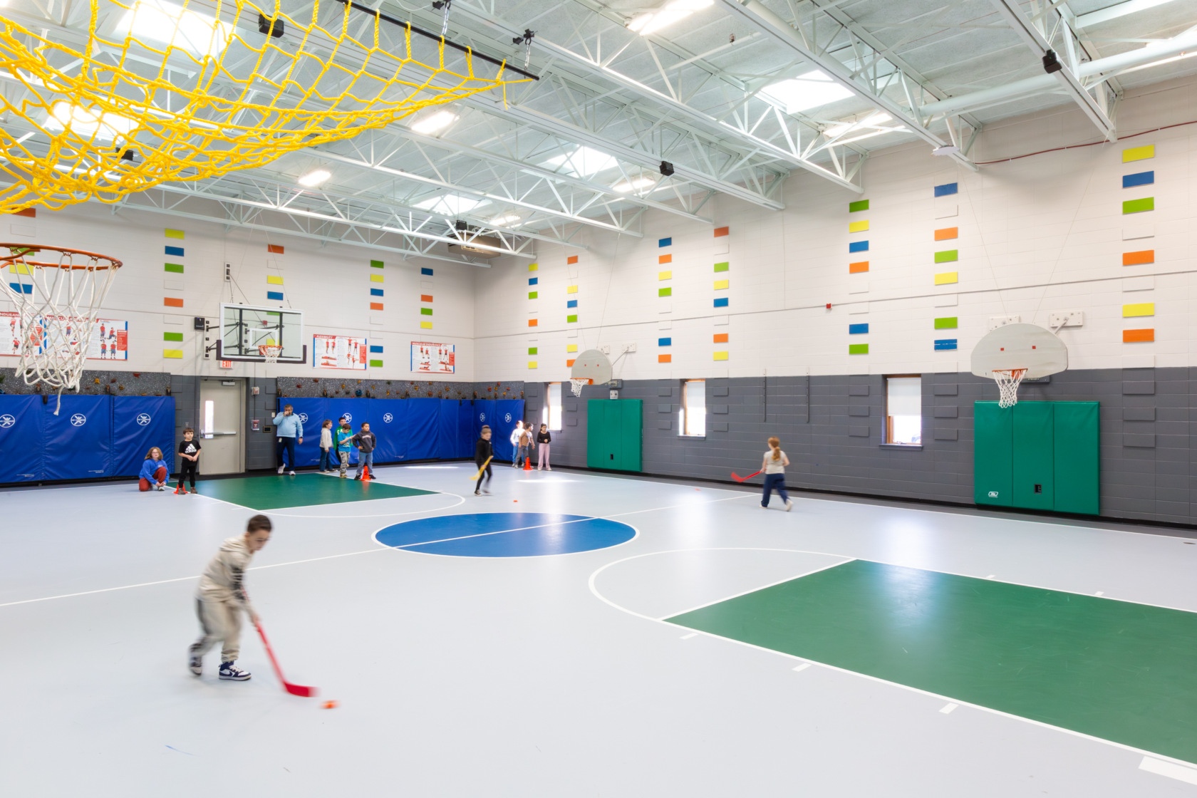 DBVW is working with the Town of Westerly and Westerly Public Schools on additions and renovations to the Dunn’s Corner and Springbrook Elementary School The project gives both schools an interior refresh with updated finishes and paint, new project labs to promote collaborative learning and STEAM, playground improvements, and new fire protection. Work at Dunn’s Corner Elementary School includes an addition for a new cafeteria and kitchen as well as improved site circulation for parent and bus drop-off. Additions for an expanded media center and small group learning spaces are planned for Springbrook Elementary School.